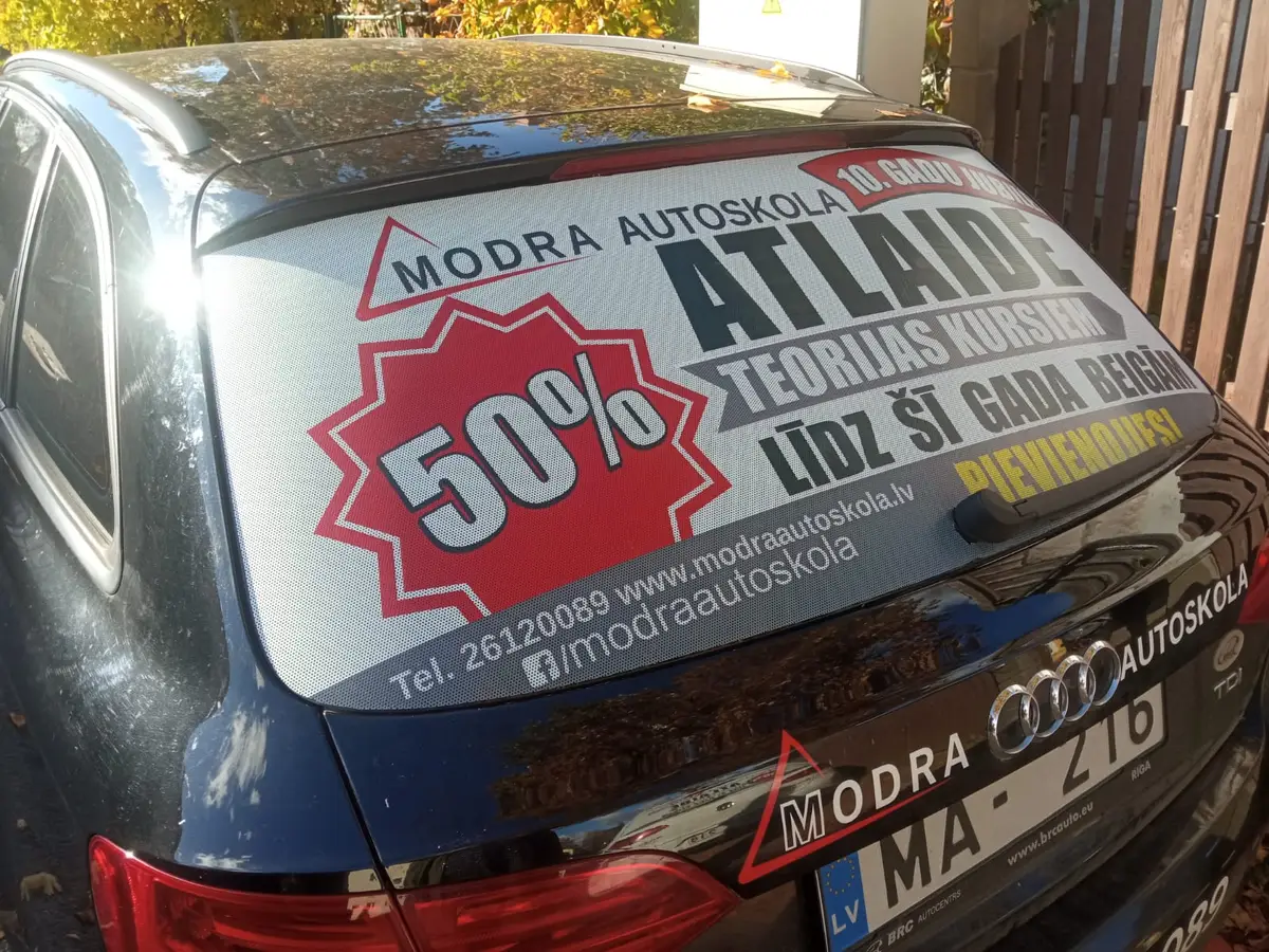 Наклейка на заднее стекло, Modra autoskola
